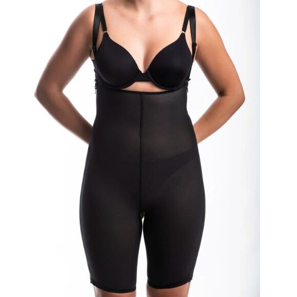 HK Maximum Zipper Short Overall Garment in Black Size Large SKU #: MZS-BL - Picture 1 of 9